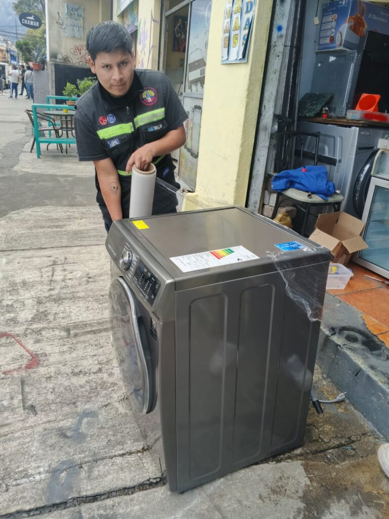 Retiros y entregas A Domicilio